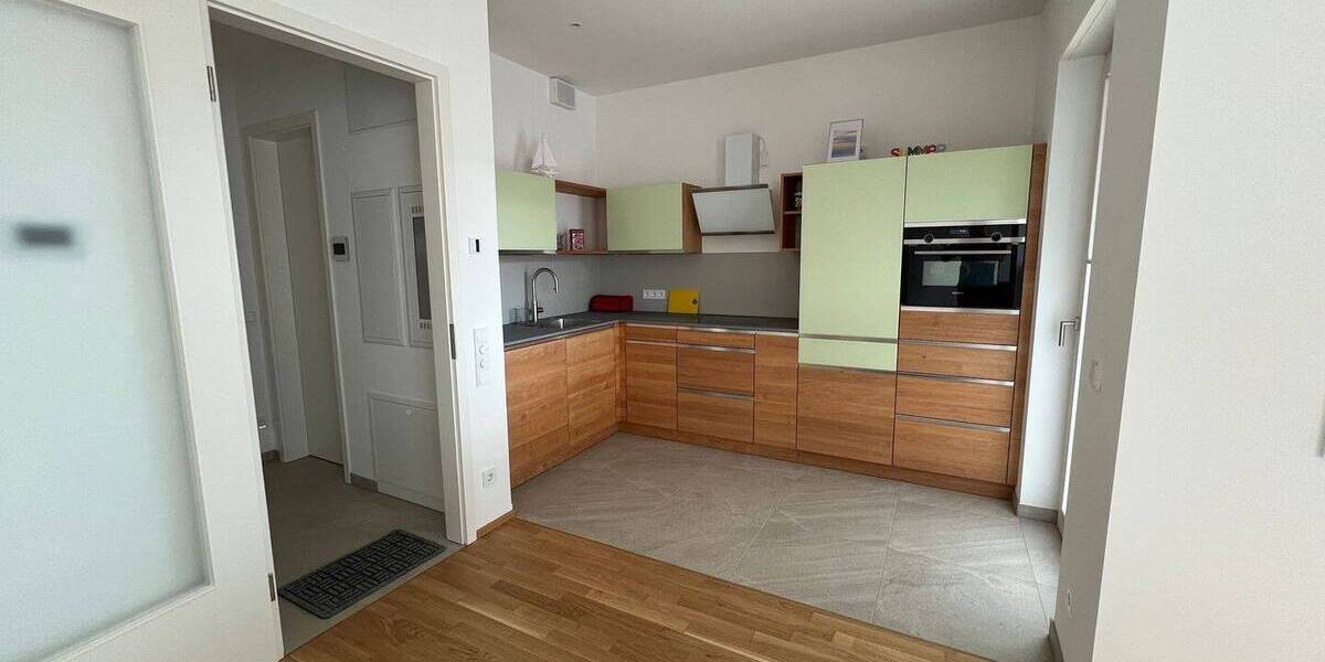 Etagenwohnung Dresden Pieschen-Süd - 3 Zimmer, 69 m&sup2;, 1.470&euro; | Angebot:26816868