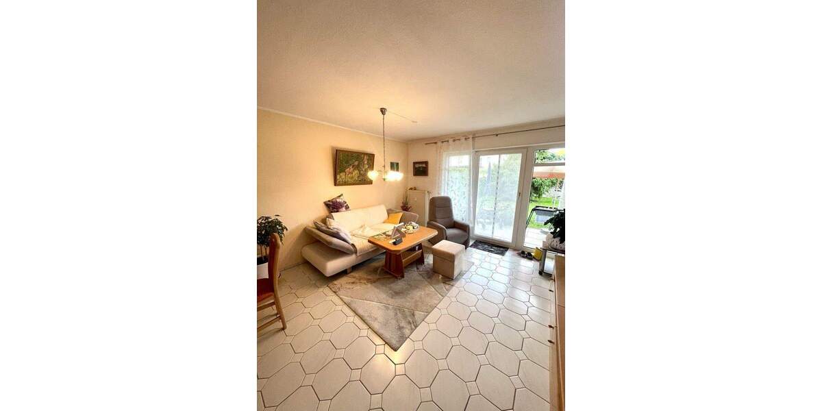 Etagenwohnung Kesselsdorf Kesselsdorf - 2 Zimmer, 61 m&sup2;, 139.000&euro; | Angebot:25775460