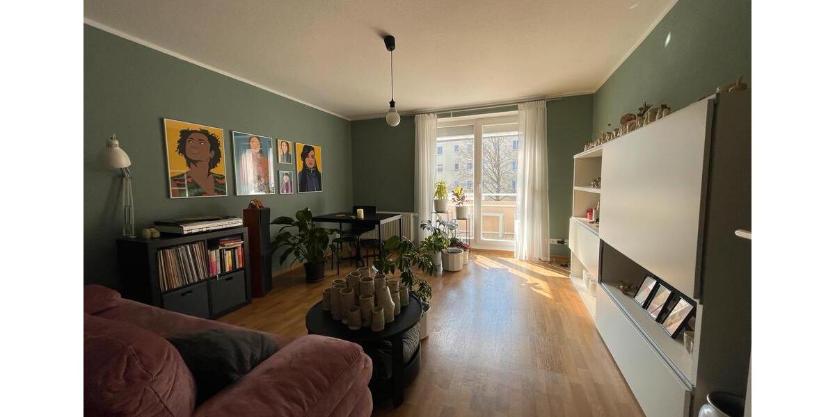 Dachgeschoßwohnung Dresden Plauen - 2 Zimmer, 60 m&sup2;, 731&euro; | Angebot:25342724