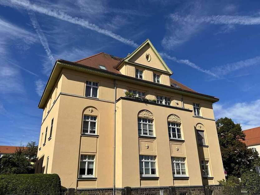Haus zum Kaufen in Heidenau 1.469.500 € 566.52 m²