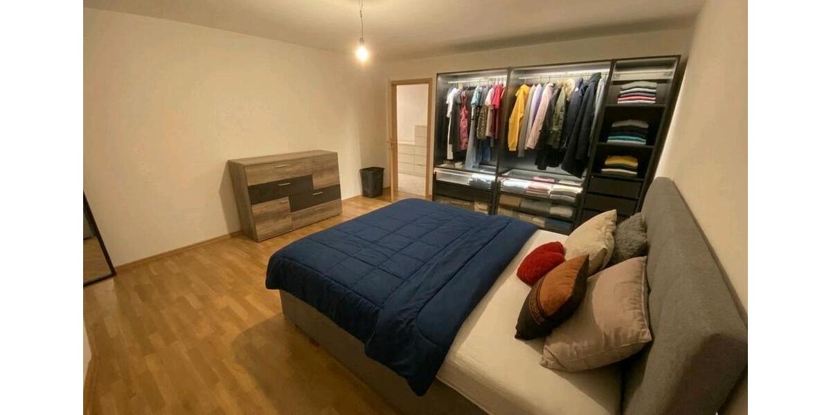 Etagenwohnung Heidenau - 3 Zimmer, 82 m&sup2;, 620&euro; | Angebot:25646717