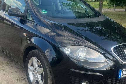 Seat Altea 156.200 km 4.500 &euro; Dresden 01239