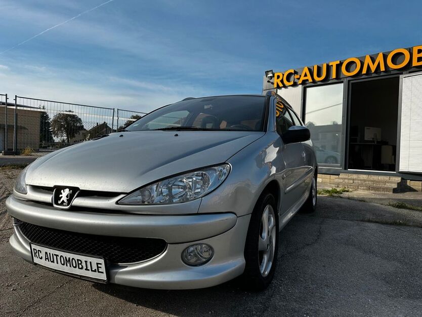 Peugeot 206 108.000 km 2.200 € Ottendorf- Okrilla 01458