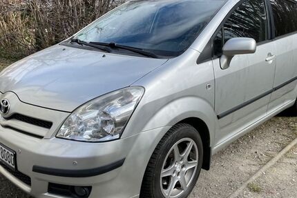 Toyota Corolla Verso 147.215 km 4.750 &euro; Dresden 01277