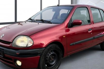 Renault Clio 85.461 km 1.500 € Dresden 01237