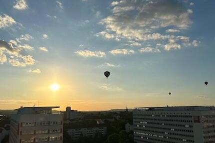 Citylights & Ballons – Penthouse mit besonderem Flair und EBK! zimmer