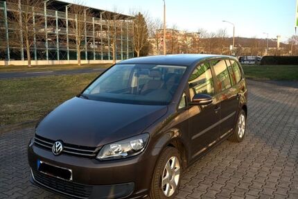 VW Touran 228.427 km 6.300 &euro; Coswig 01640