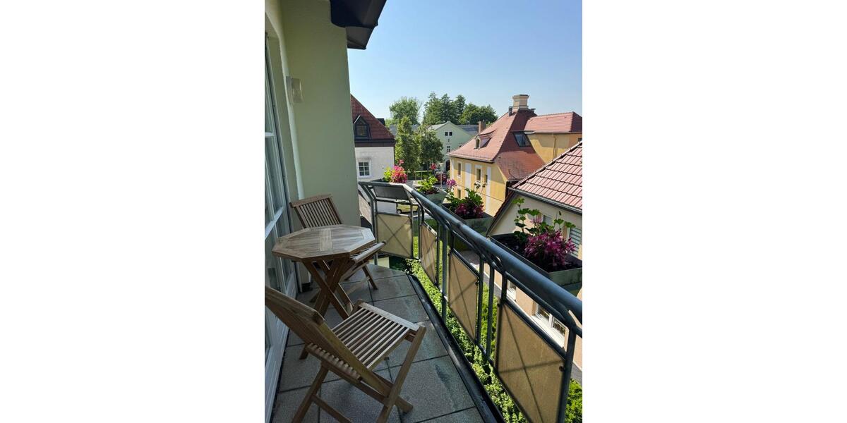 2-Raum Wohnung mit Balkon in Bestlage, möbliert, provisionsfrei 2 zimmer