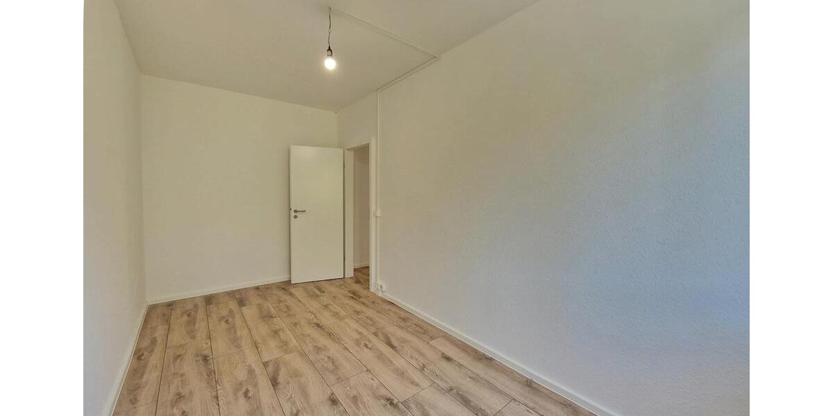 Etagenwohnung Dresden Cotta - 3 Zimmer, 64 m&sup2;, 707&euro; | Angebot:24941013