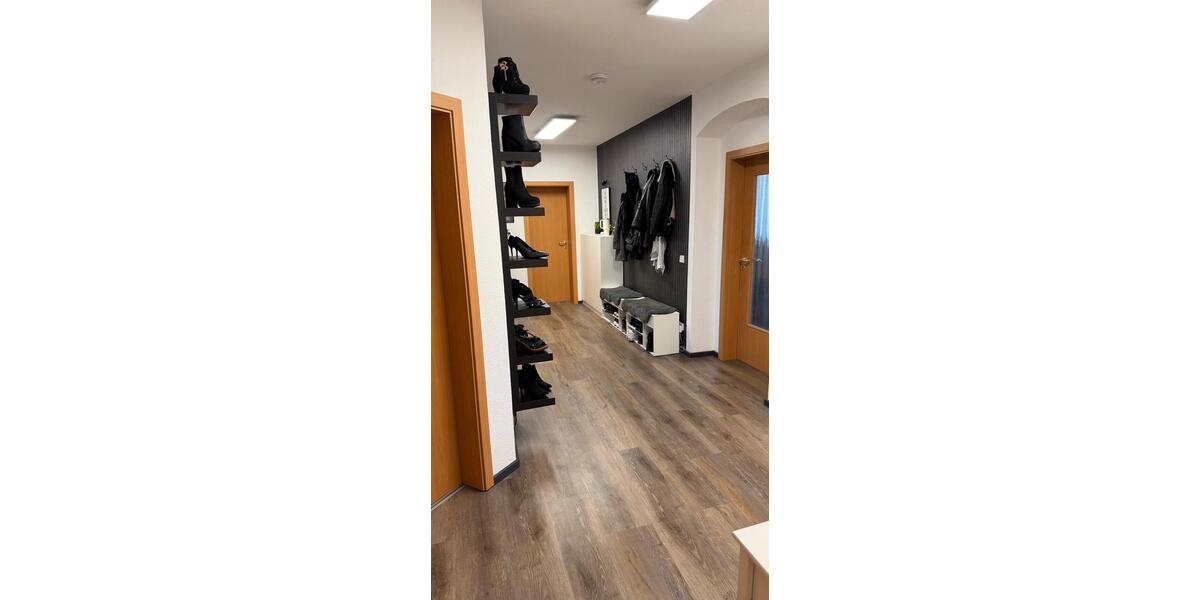 Etagenwohnung Heidenau - 3.5 Zimmer, 94 m&sup2;, 1.100&euro; | Angebot:25613105