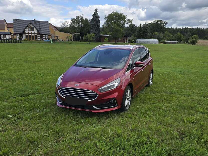 S-Max