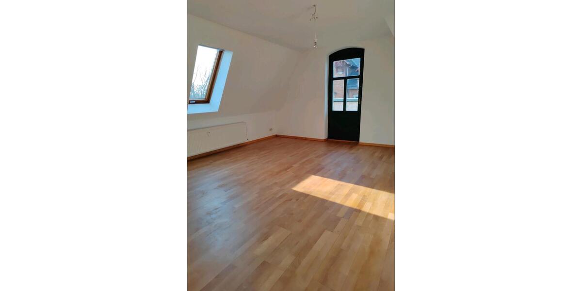 Dachgeschoßwohnung Dresden Leuben - 3 Zimmer, 78 m&sup2;, 800&euro; | Angebot:25510919