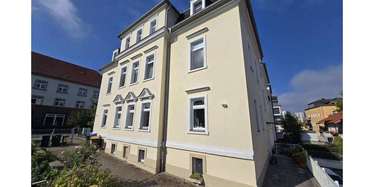 großzügig ,helle 4-Zimmerwohnung in ruhiger Nebenstraße zu vermieten 4 zimmer