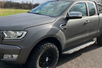 Ford Ranger 112.000 km 22.900 &euro; Dresden 01279