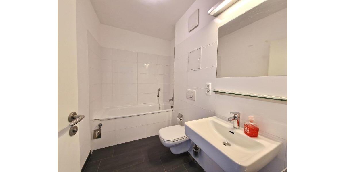 Dachgeschoßwohnung Dresden Plauen - 2 Zimmer, 53 m&sup2;, 738&euro; | Angebot:23181034