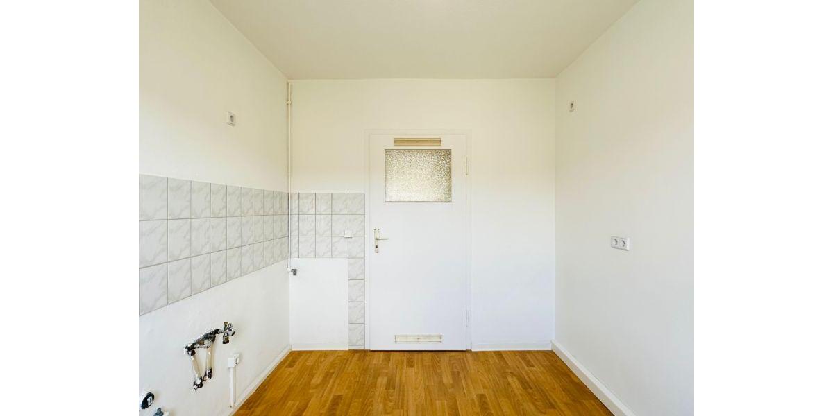 Dachgeschoßwohnung Freital - 2 Zimmer, 53 m&sup2;, 290&euro; | Angebot:25815256