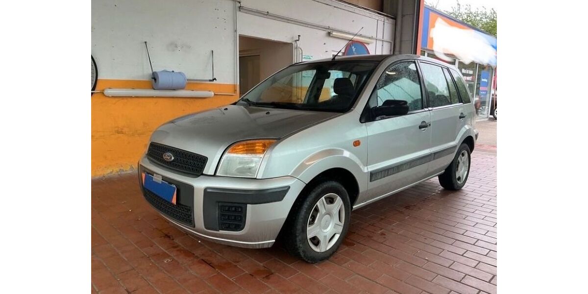 Ford Fusion 92.600 km 3.900 &euro; Bad Gottleuba-Berggießhübel / Bahra 01816
