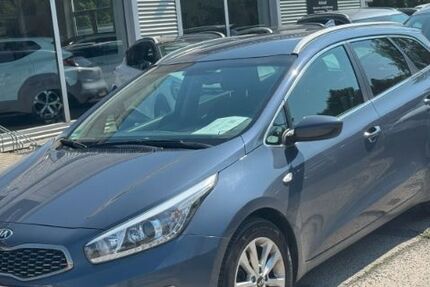 Kia ceed Sportswagon 28.000 km 14.680 € Dresden 01309