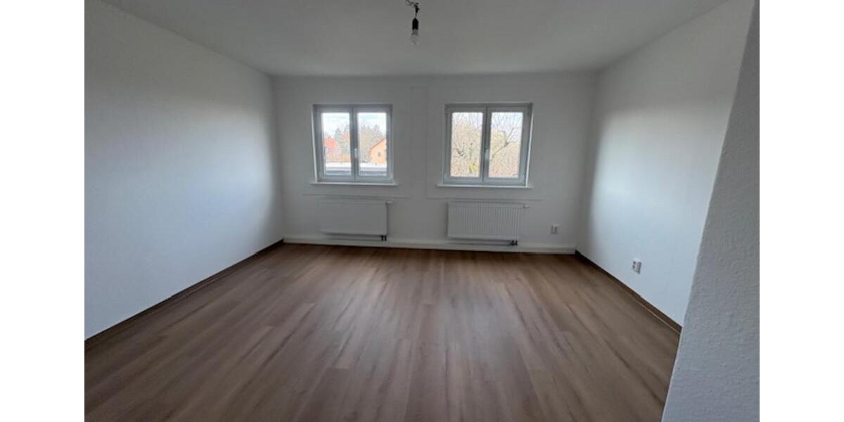 Etagenwohnung Dresden Prohlis - 2 Zimmer, 50 m&sup2;, 450&euro; | Angebot:25499824