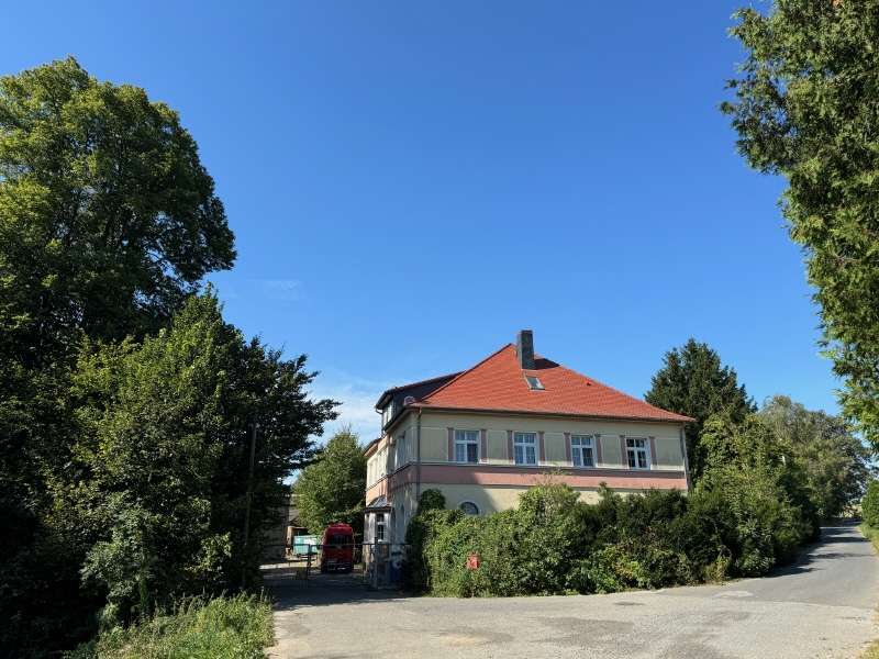 Halle in Bischofswerda 1.450.000 € 4000 m²