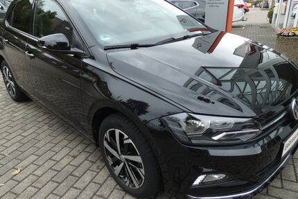 VW Polo 22.864 km 17.590 € Radebeul 01445