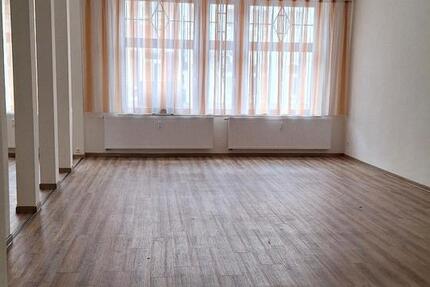 Wohnung Ebersbach - 2 Zimmer, 100 m&sup2;, 700&euro; | Angebot:24235220