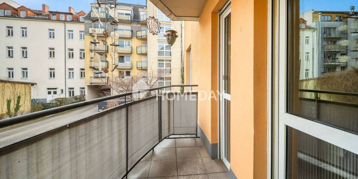 Etagenwohnung Dresden Äußere Neustadt - 3 Zimmer, 65 m&sup2;, 215.000&euro; | Angebot:26106399