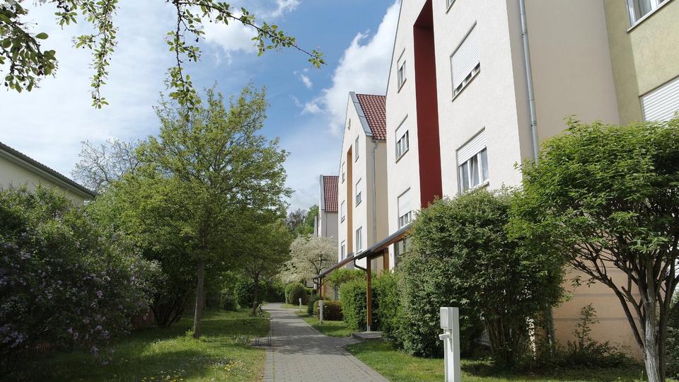 Dachgeschoßwohnung Dresden Prohlis - 2 Zimmer, 54 m&sup2;, 156.000&euro; | Angebot:27493887