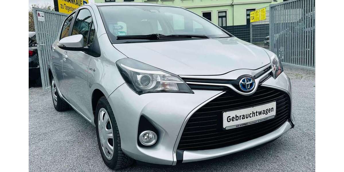 Toyota Yaris 13.000 km 12.999 &euro; Dresden 01259