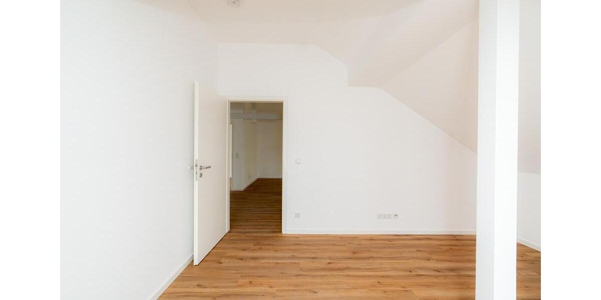 Einfamilienhaus Dresden Loschwitz - 4 Zimmer, 133 m&sup2;, 1.700&euro; | Angebot:23432213