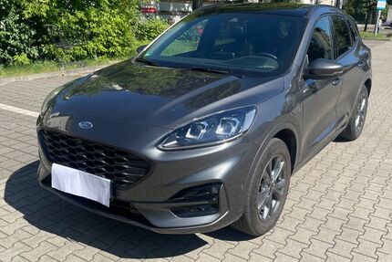 Ford Kuga 51.000 km 22.900 &euro; Dresden 01277