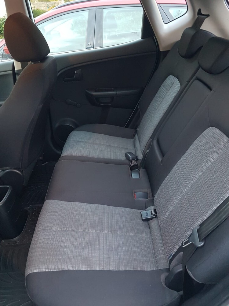 Kia Venga 101.000 km 7.500 € Dresden 01067