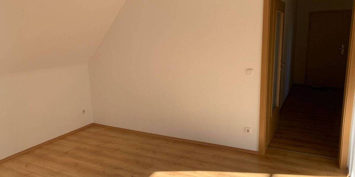 Zimmer Dresden Reick - 2 Zimmer, 47 m&sup2;, 410&euro; | Angebot:26276032