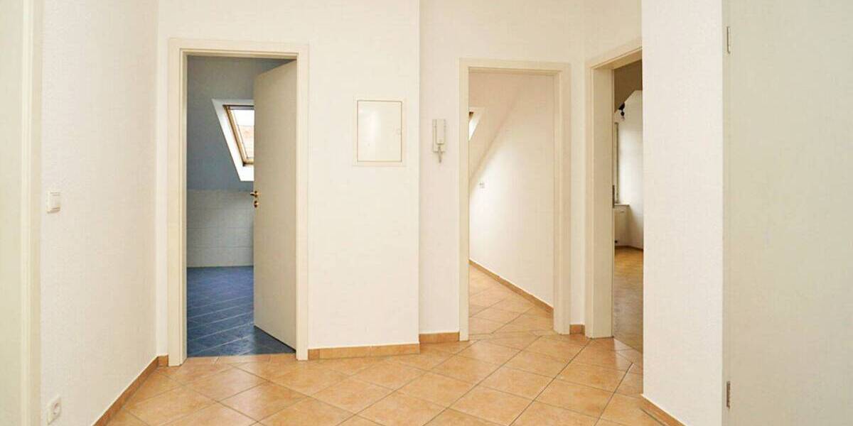 Etagenwohnung Radebeul - 2 Zimmer, 60 m&sup2;, 150.000&euro; | Angebot:26806650