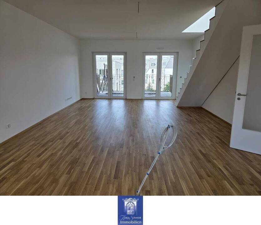 Dem Himmel sehr nah...Wunderschönes Wohnen mit Dachterrasse! Herrlichem Blick über die Stadt!