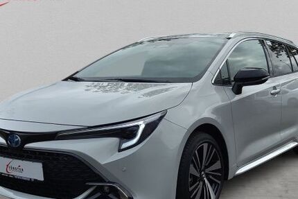 Toyota Corolla 2.500 km 32.440 &euro; Pirna 01796