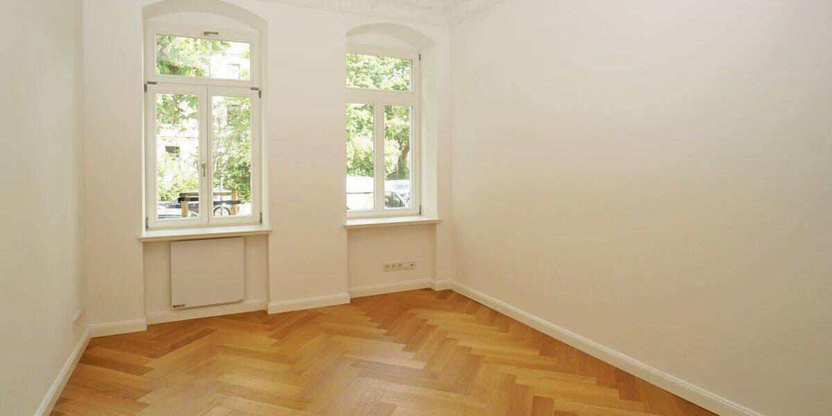 Etagenwohnung Dresden Striesen-Ost - 3 Zimmer, 99 m&sup2;, 1.900&euro; | Angebot:26820553