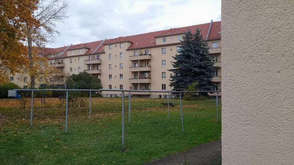 Wohnung zum Mieten in Dresden 200 € 27.56 m²