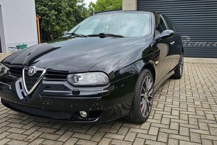 Alfa Romeo 156