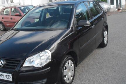 VW Polo 71.900 km 3.890 &euro; Pirna 01796