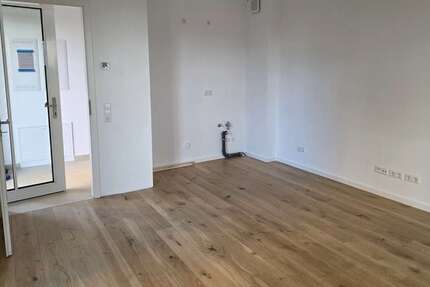 Wohnung Dresden Prohlis - 1 Zimmer, 45 m&sup2;, 715&euro; | Angebot:27021402