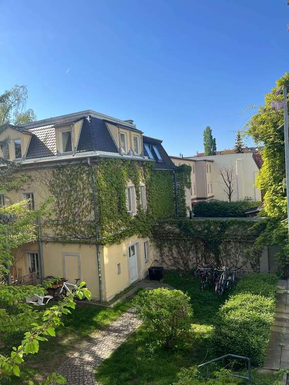 Wohnung zum Mieten in Dresden 300 € 37.84 m²