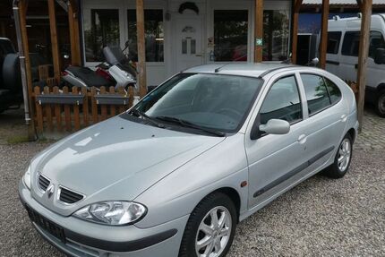 Renault Megane 95.360 km 2.100 &euro; Dresden 01219