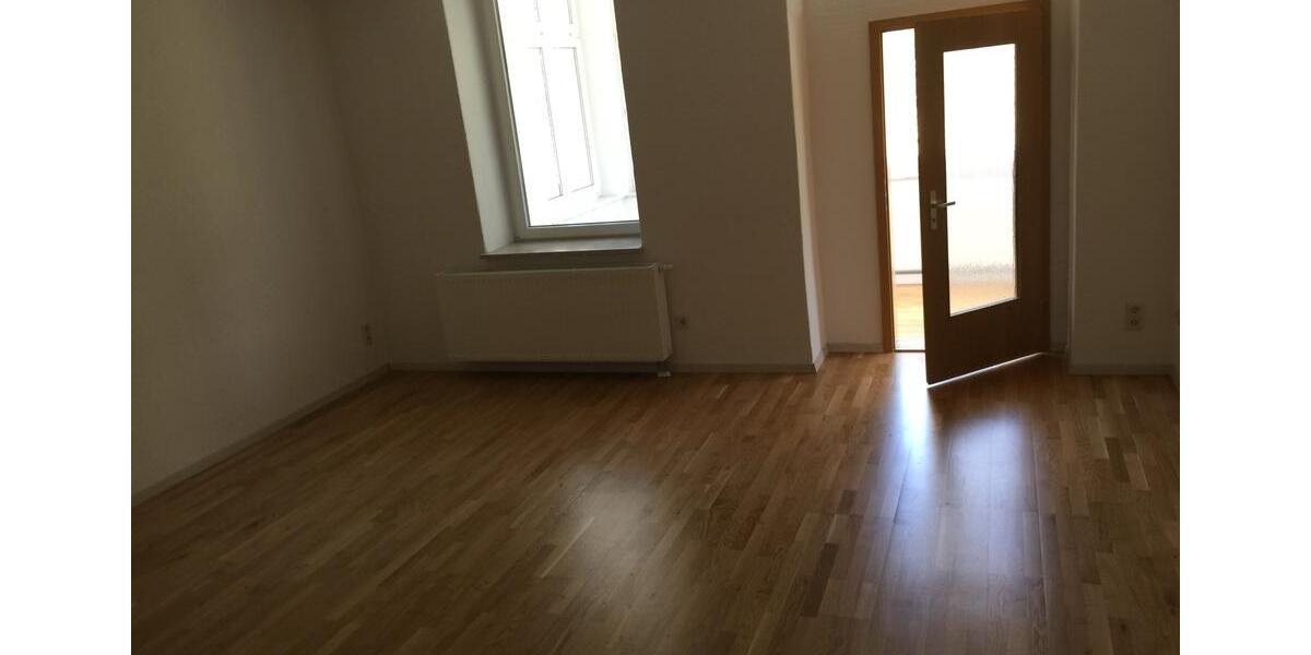 Erdgeschoßwohnung Glashütte - 4 Zimmer, 118 m&sup2;, 770&euro; | Angebot:26381417