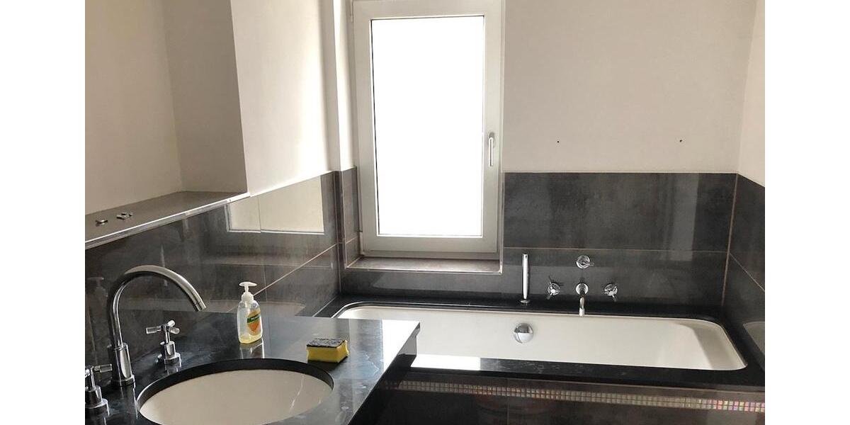 Villa Radebeul - 12 Zimmer, 429 m&sup2;, 1.190.000&euro; | Angebot:27300979
