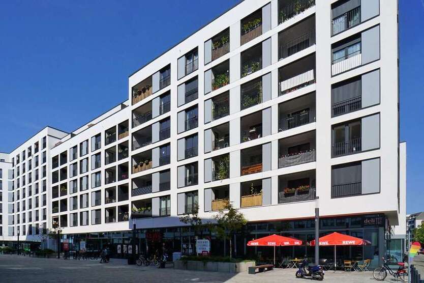Wohnung zum Mieten in Dresden 1.270 € 95.69 m²