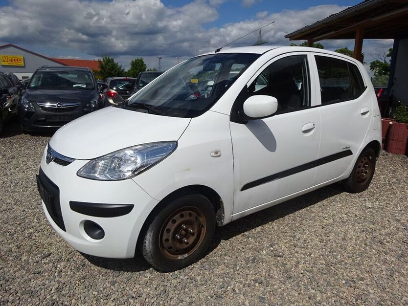 i10