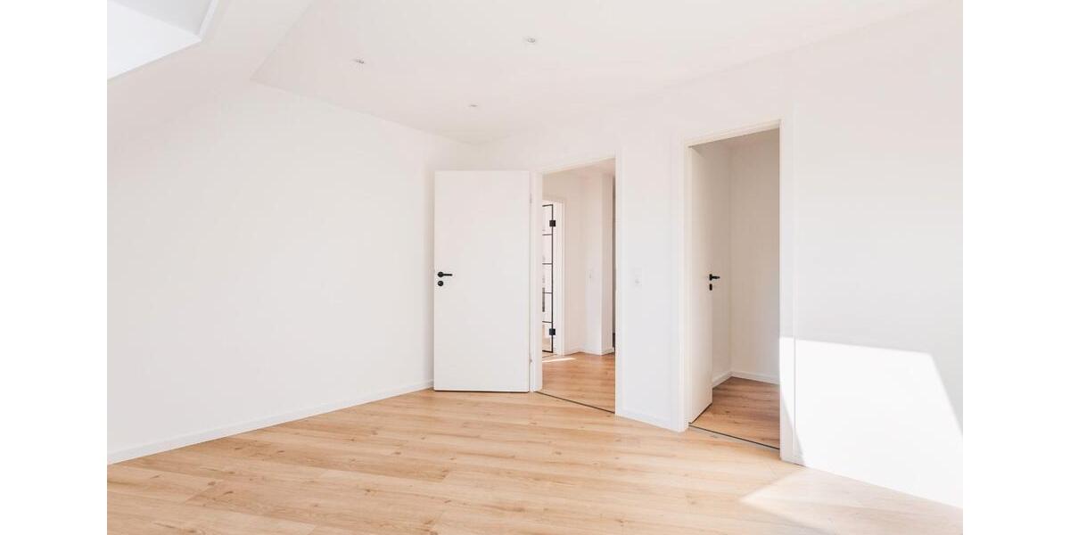 Dachgeschoßwohnung Dresden Blasewitz - 2 Zimmer, 71 m&sup2;, 920&euro; | Angebot:26148690