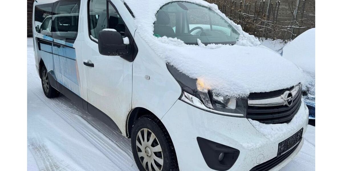 Opel Vivaro 177.000 km 13.990 &euro; Dresden 01097