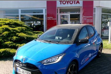 Toyota Yaris 11.000 km 27.890 € Dresden 01259